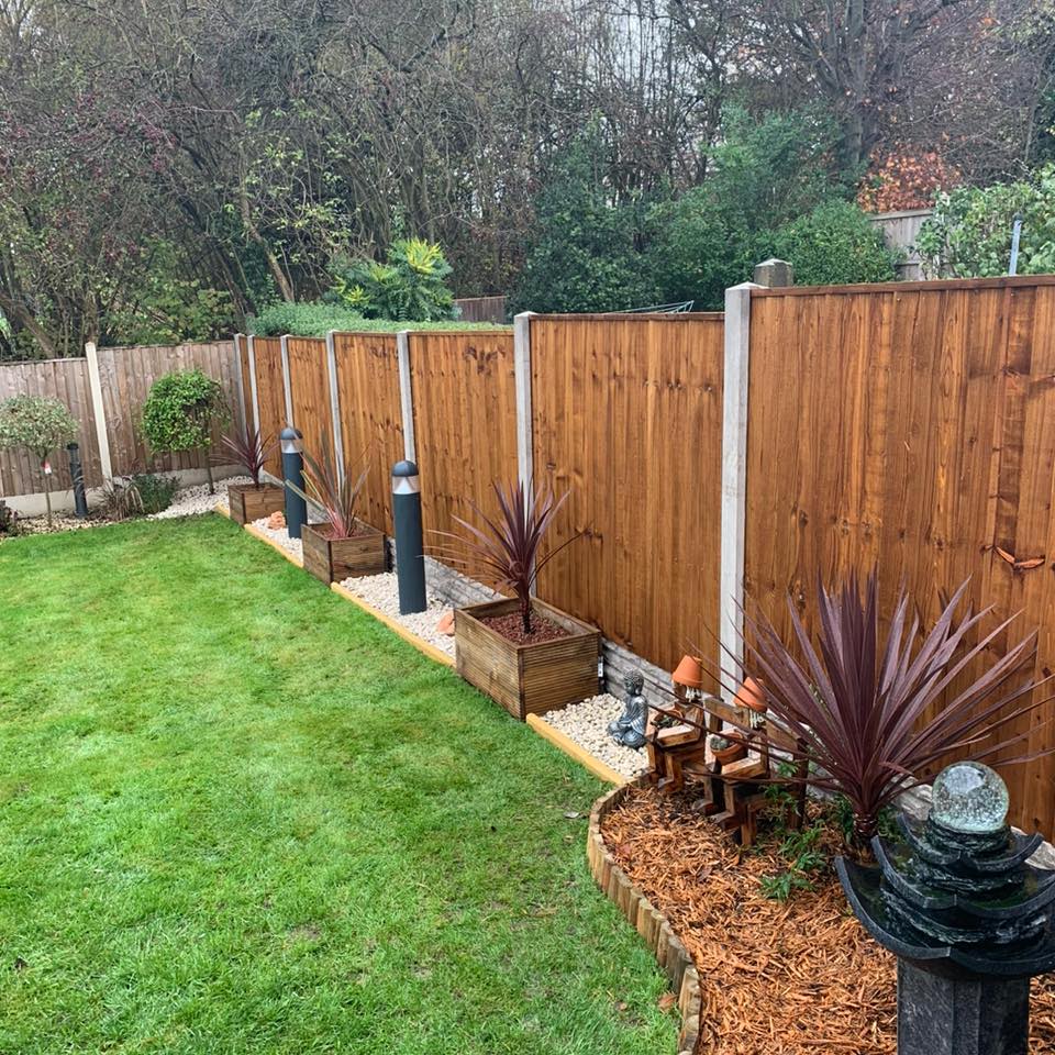 fencing installer Sheffield - 1