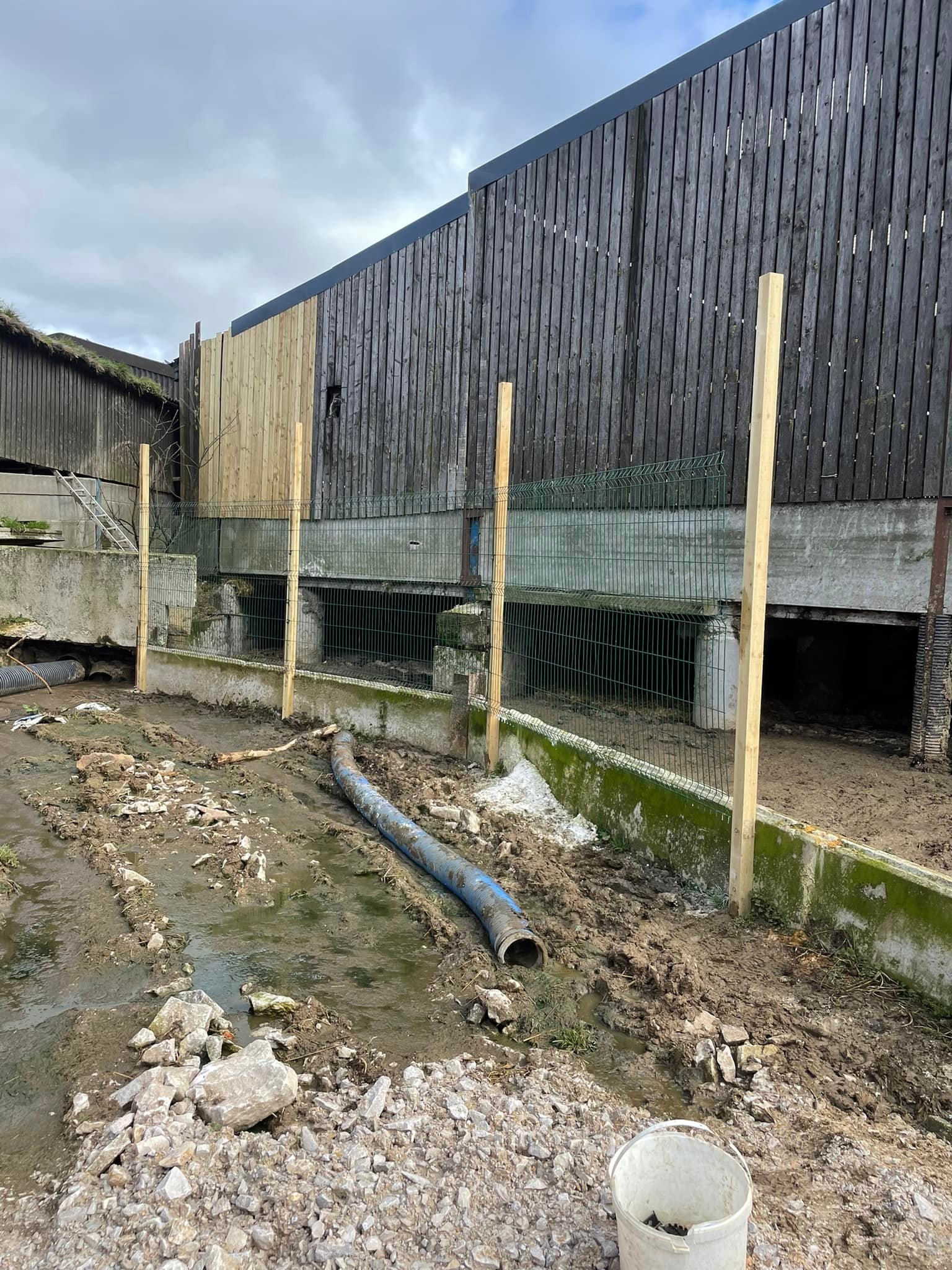 fencing installer Sheffield - 5